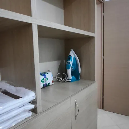 Apartman C'e Casa Near The Sea, Netflix, Parking, Balcony, Fast Wi-fi Vlora