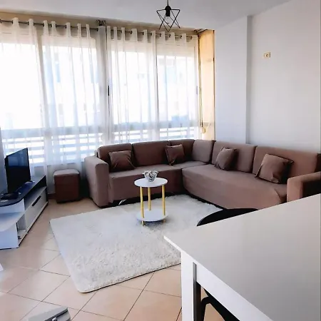 C'e Casa Near The Sea, Netflix, Parking, Balcony, Fast Wi-fi Apartman *