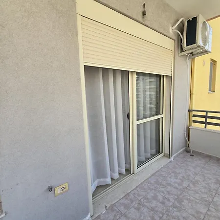 C'e Casa Near The Sea, Netflix, Parking, Balcony, Fast Wi-fi