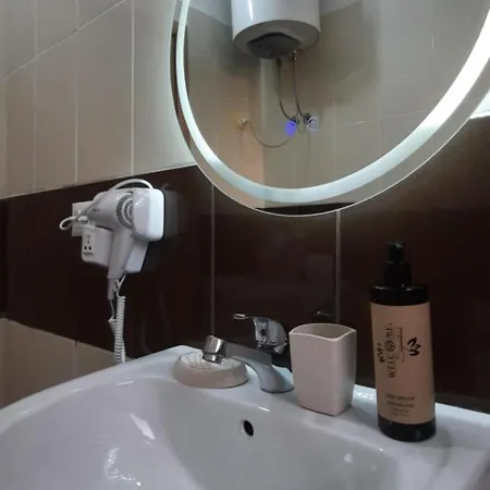 C'e Casa Near The Sea, Netflix, Parking, Balcony, Fast Wi-fi
