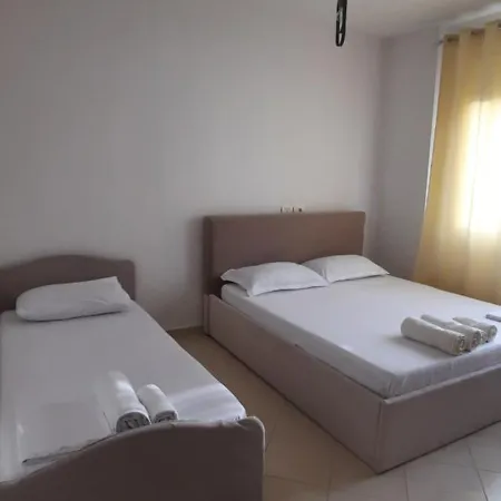 C'e Casa Near The Sea, Netflix, Parking, Balcony, Fast Wi-fi Apartamento Vlorë