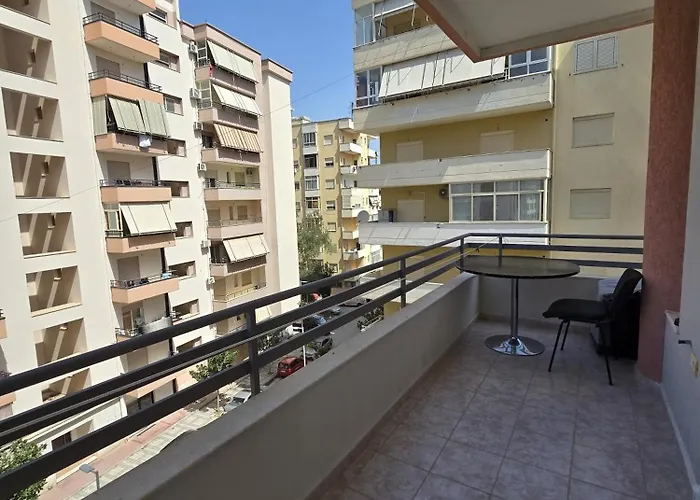 C'e Casa Vlorë