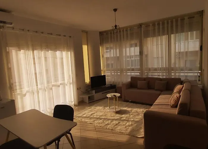 C'e Casa Vlorë