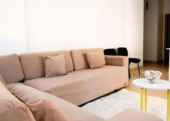 C'e Casa *